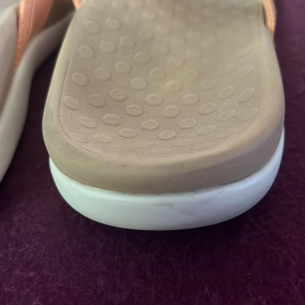 Vionic Tide flip flop apricot sandal peach blush - Picture 9 of 11